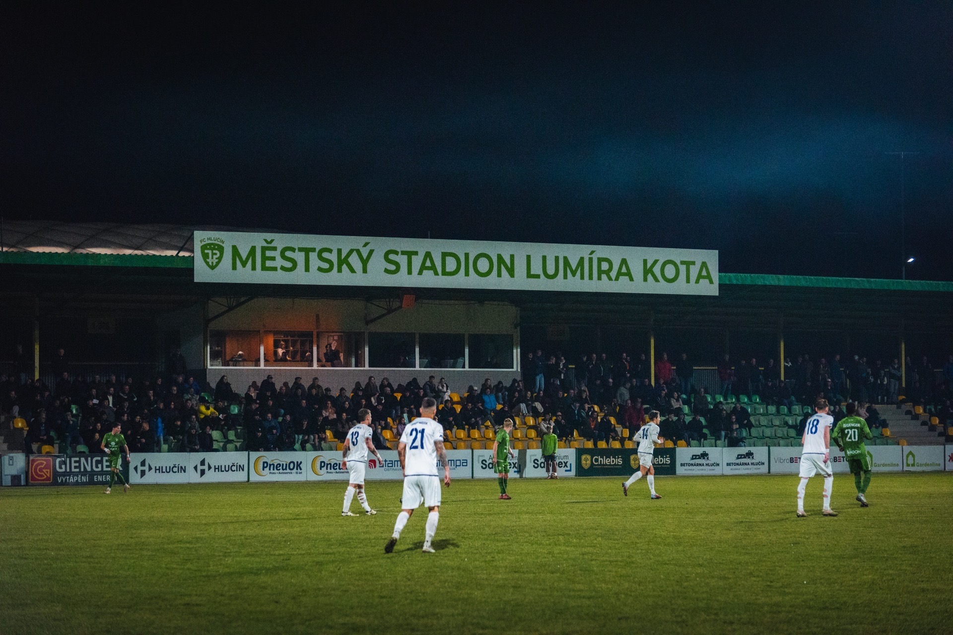 Jarní start hlučínských bez bodů, nově sestavený tým proti Valcířům ukázal charakter